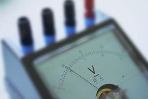 プロジェクタースクリーンが印象を決める