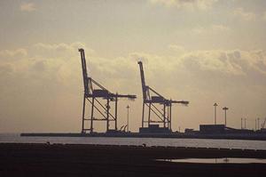 新しい塗装設備を生み出している会社